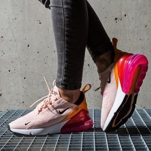 Nike Air Max 270 Coral Pink Running Shoes Size 7